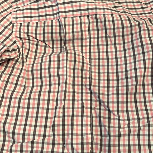 Tommy Hilfiger button down - Picture 2 of 2